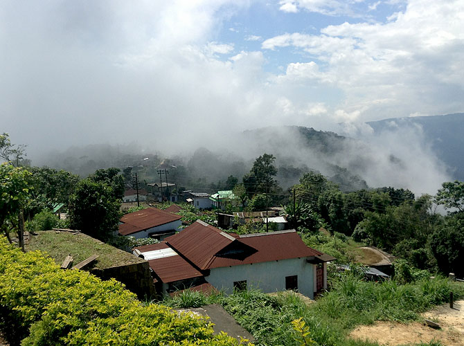 https://d3r8gwkgo0io6y.cloudfront.net/upload/04cherrapunjee4.jpg