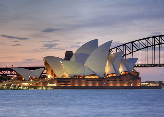 https://d3r8gwkgo0io6y.cloudfront.net/upload/A1/australia-Sydney-Opera-House-view.jpg