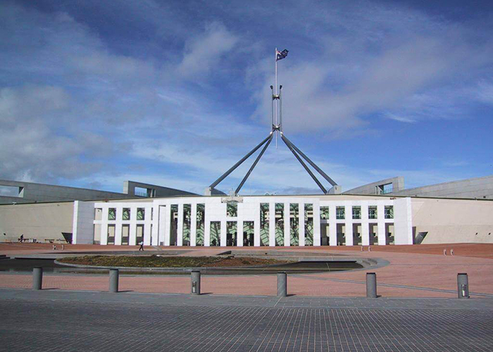https://d3r8gwkgo0io6y.cloudfront.net/upload/AA/australia-canberra-New-Parliament-House.jpg