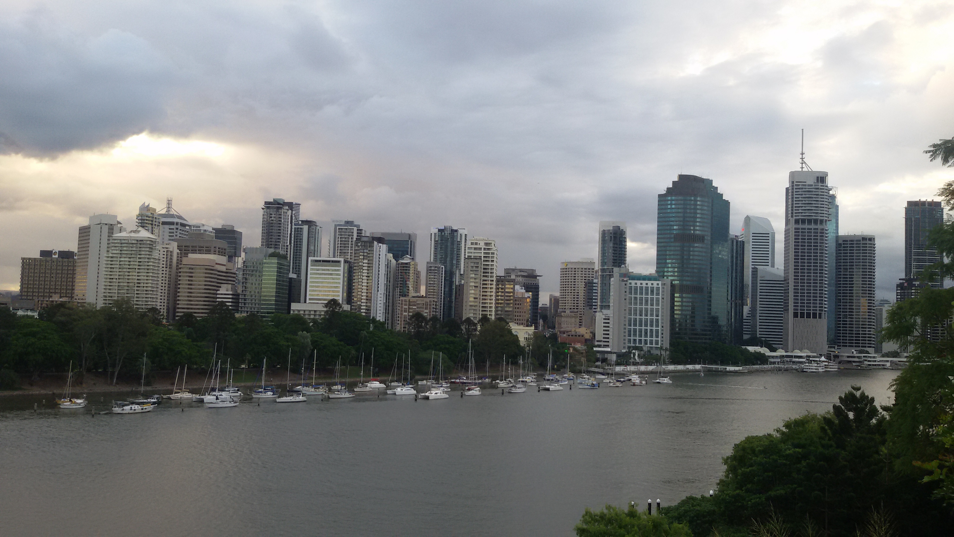 https://d3r8gwkgo0io6y.cloudfront.net/upload/BRISBANE_CITY_VIEW_KANGAROO_POINT_BRISBANE_AUSSI.jpg