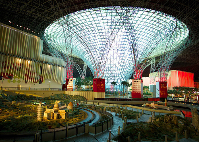 https://d3r8gwkgo0io6y.cloudfront.net/upload/D1/UAE-abu-dhabi-ferrari-world-13.jpg