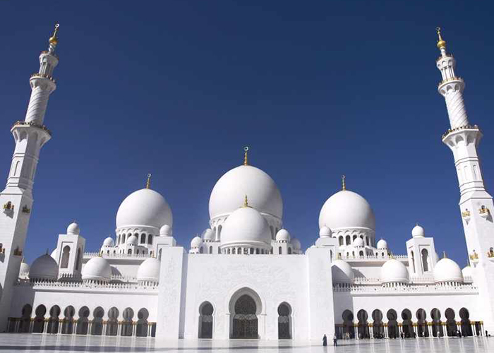 https://d3r8gwkgo0io6y.cloudfront.net/upload/D1/UAE-abu-dhabi-grand-mosque-3.jpg