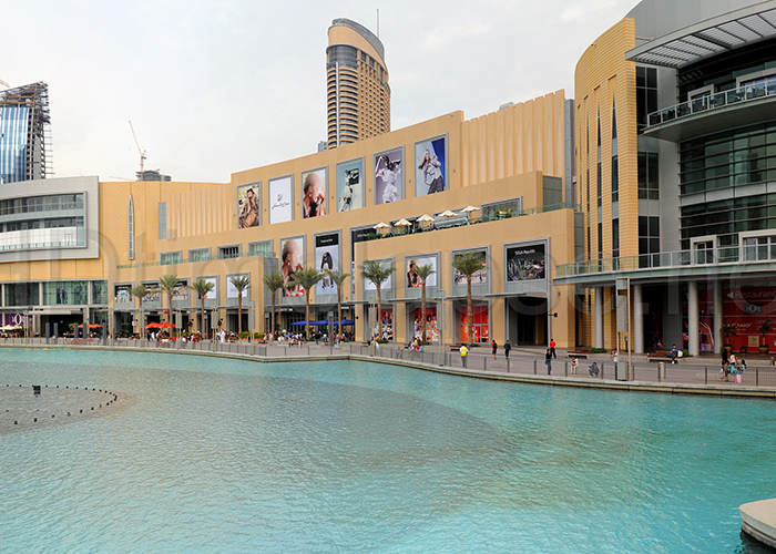 https://d3r8gwkgo0io6y.cloudfront.net/upload/D2/UAE-Dubai-dubai-mall-1.jpg