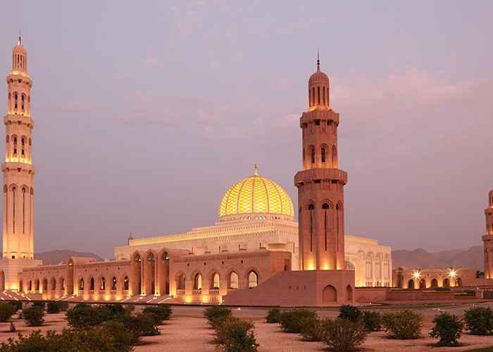 https://d3r8gwkgo0io6y.cloudfront.net/upload/DM/Middle-east-Asia-oman-grans-mosque-1.jpg