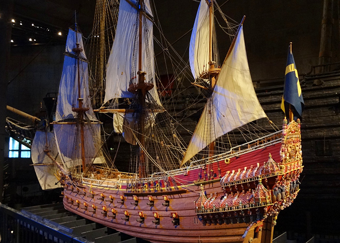 https://d3r8gwkgo0io6y.cloudfront.net/upload/E0/sweden-stockholm-vasa-ship-museum.jpg