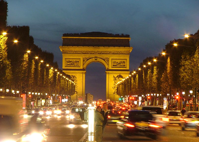 https://d3r8gwkgo0io6y.cloudfront.net/upload/EA/france-paris-city--3.jpg
