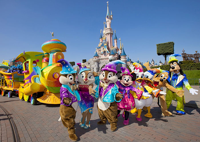 https://d3r8gwkgo0io6y.cloudfront.net/upload/EA/france-paris-disneyland-2.jpg
