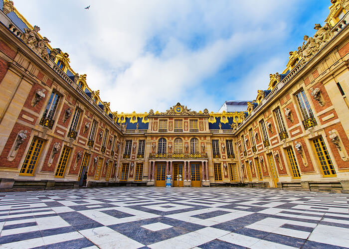 https://d3r8gwkgo0io6y.cloudfront.net/upload/EA/france-paris-versilles-palace-2.jpg