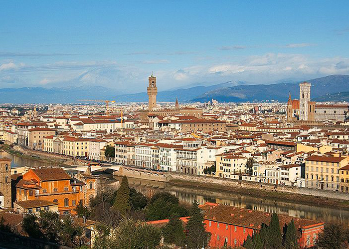 https://d3r8gwkgo0io6y.cloudfront.net/upload/EF/italy-florence-michelangelo-point--1.jpg
