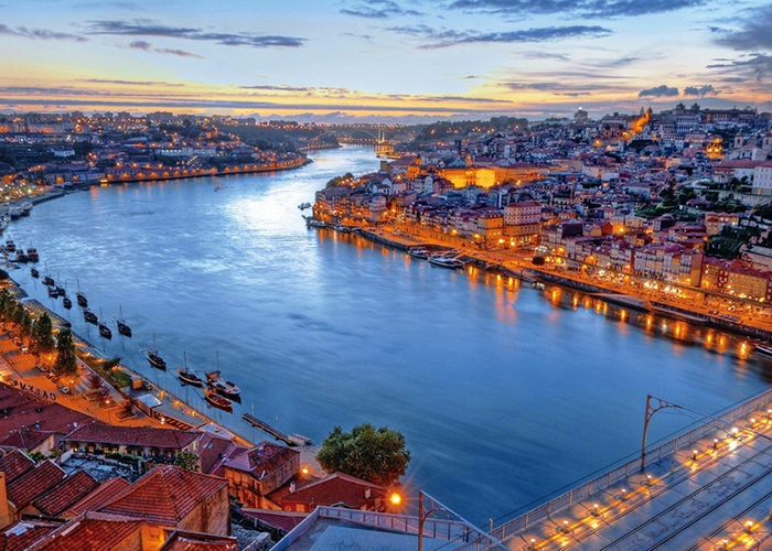 https://d3r8gwkgo0io6y.cloudfront.net/upload/EH/portugal-lisbon--city-1.jpg