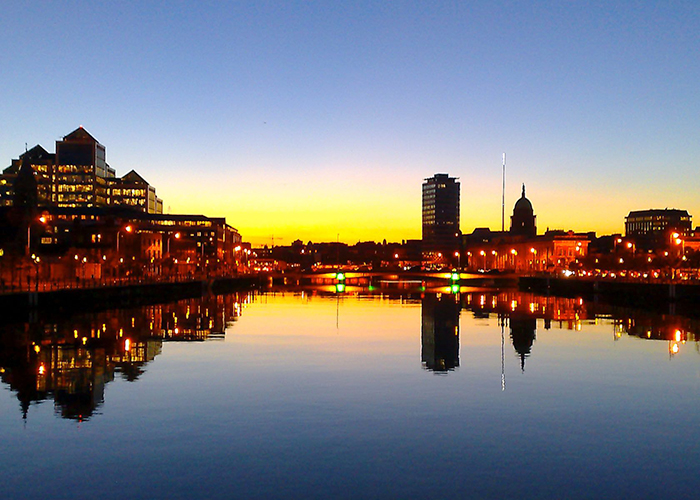 https://d3r8gwkgo0io6y.cloudfront.net/upload/EO/ireland-dublin-city--view-1.jpg