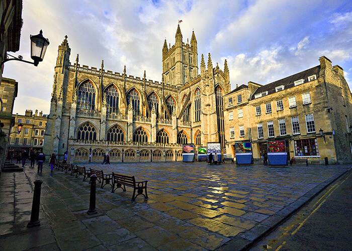 https://d3r8gwkgo0io6y.cloudfront.net/upload/EO/uk-bath-2.jpg