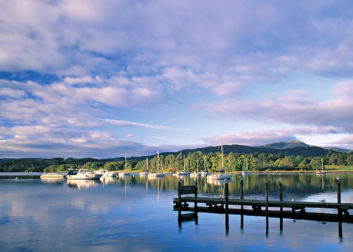 https://d3r8gwkgo0io6y.cloudfront.net/upload/EO/uk-england-lake--windermere.jpg
