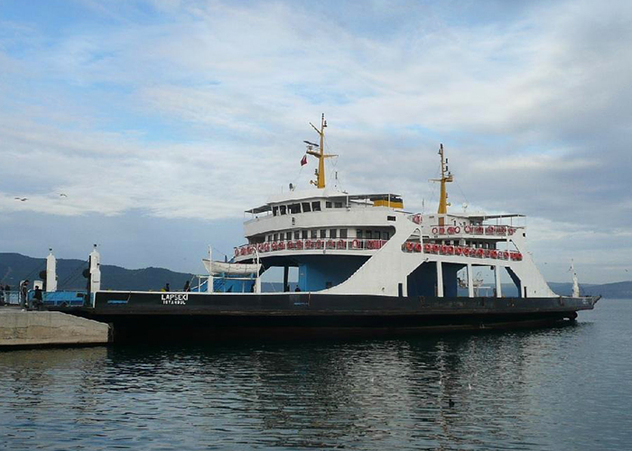https://d3r8gwkgo0io6y.cloudfront.net/upload/ET/turkey-gallipoli--ferry-2.jpg
