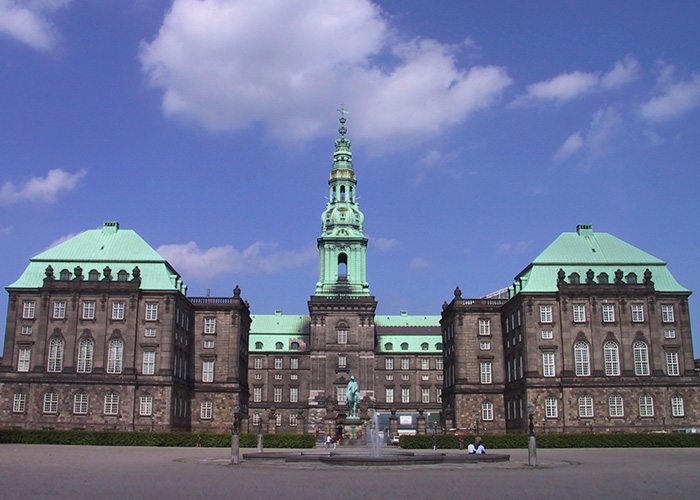 https://d3r8gwkgo0io6y.cloudfront.net/upload/EW/denmark-danish--parliment-1.jpg