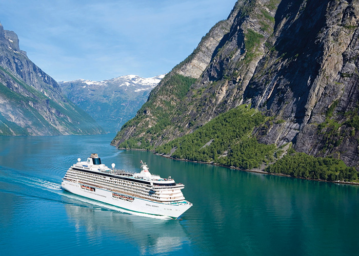 https://d3r8gwkgo0io6y.cloudfront.net/upload/EW/norway-fjord--cruise-1.jpg