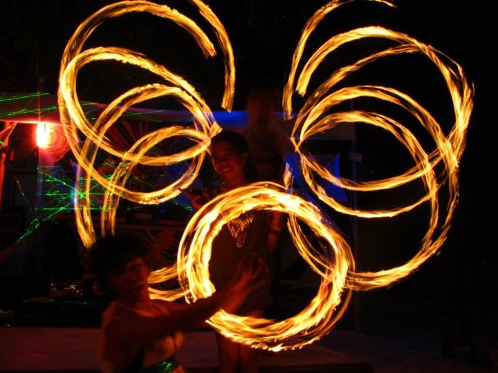 https://d3r8gwkgo0io6y.cloudfront.net/upload/FP/asia-philippines-boracay-island-philippines-fire-dancing.jpg