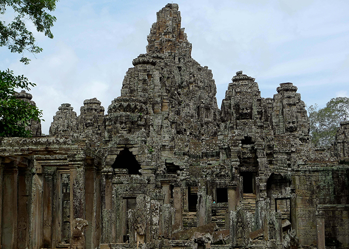 https://d3r8gwkgo0io6y.cloudfront.net/upload/FV/asia-cambodia-siem-reapbayon-complex-.jpg