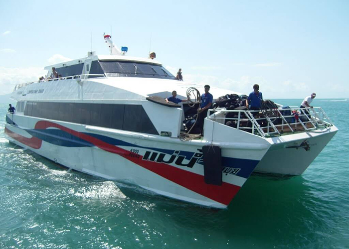 https://d3r8gwkgo0io6y.cloudfront.net/upload/GT/thailand-ferry-2.jpg