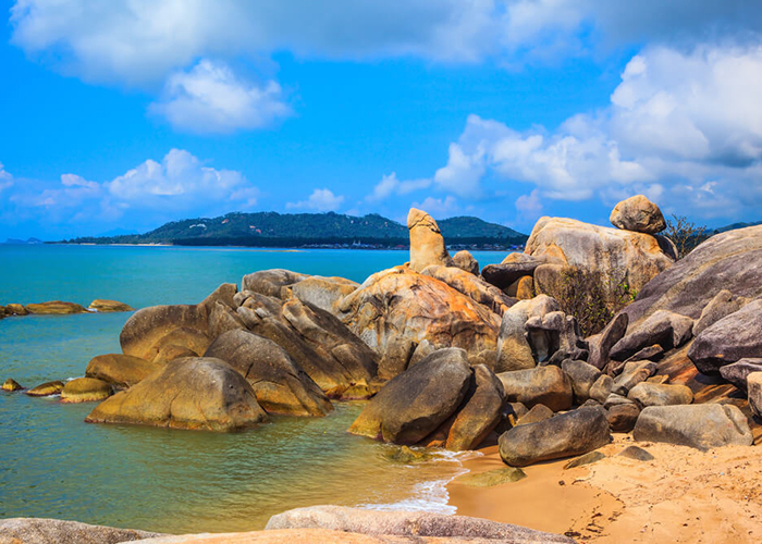 https://d3r8gwkgo0io6y.cloudfront.net/upload/GT/thailand-koh-samui-hin-to-and-hin-yai-1.jpg