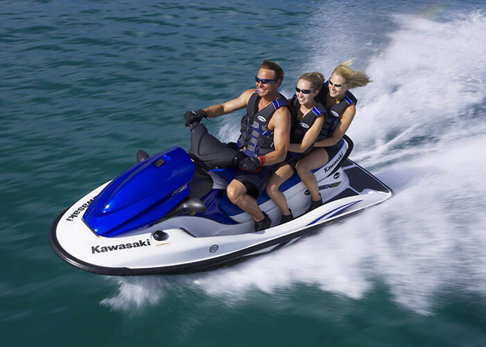 https://d3r8gwkgo0io6y.cloudfront.net/upload/GT/thailand-phangan-jet-sking-3.jpg