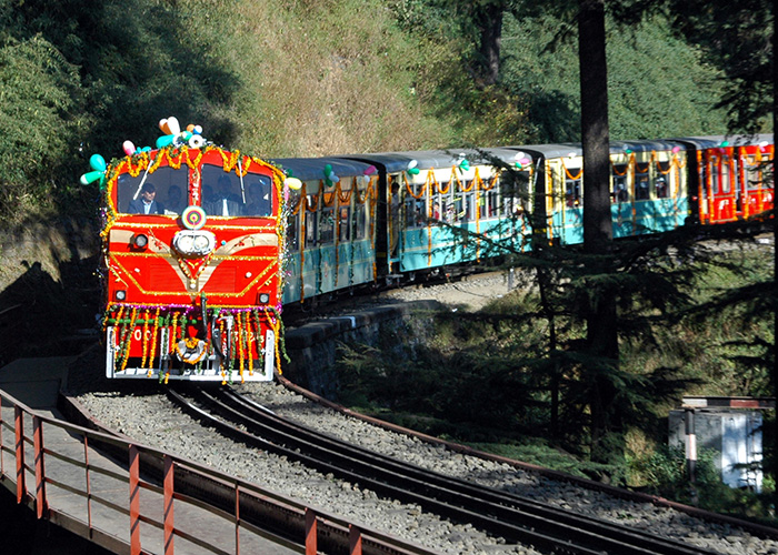 https://d3r8gwkgo0io6y.cloudfront.net/upload/H3/India-himachal-shimla-toy-train.jpg