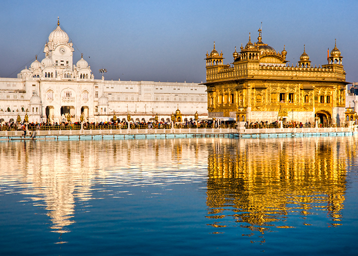https://d3r8gwkgo0io6y.cloudfront.net/upload/H7/India-punjab-amritsar-Golden-Temple.jpg