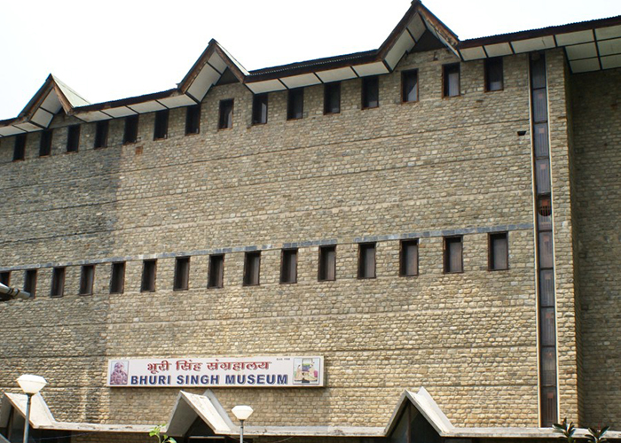 https://d3r8gwkgo0io6y.cloudfront.net/upload/H7/india-himachal-dalhousie-chamba-Bhuri-Singh-Museum.jpg