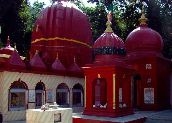 https://d3r8gwkgo0io6y.cloudfront.net/upload/HE/India-himachal-dharamshala-jwalamukhi-Aghanjar-mahadev-temple-1.jpg