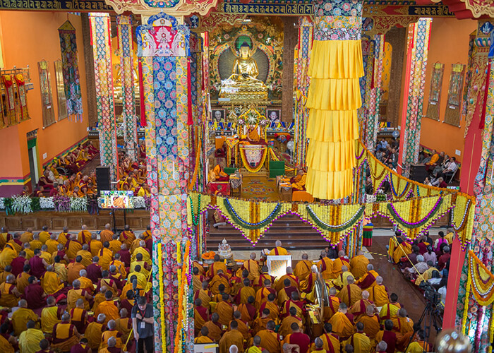 https://d3r8gwkgo0io6y.cloudfront.net/upload/HG/India-himachal-dharamshala-dalai-lama-monastery.jpg