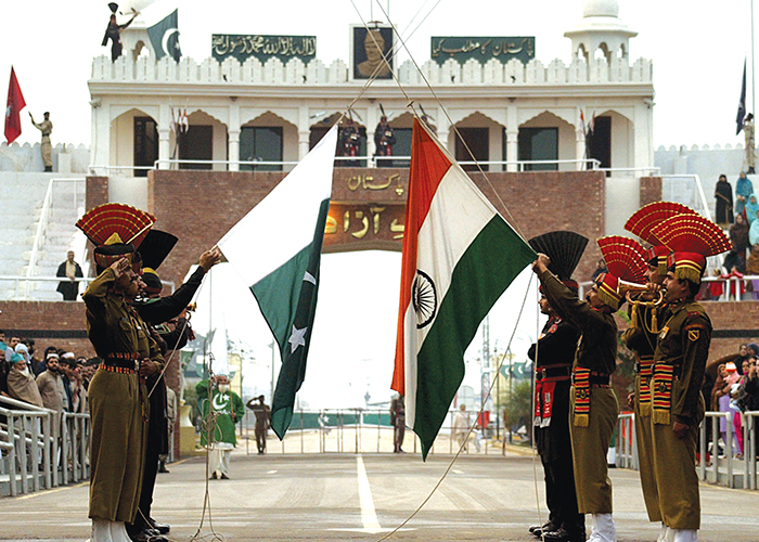 https://d3r8gwkgo0io6y.cloudfront.net/upload/HG/India-punjab-amritsar-Wagah-Border.jpg