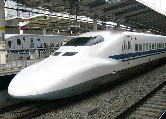 https://d3r8gwkgo0io6y.cloudfront.net/upload/JA/japan-bullet-train.jpg