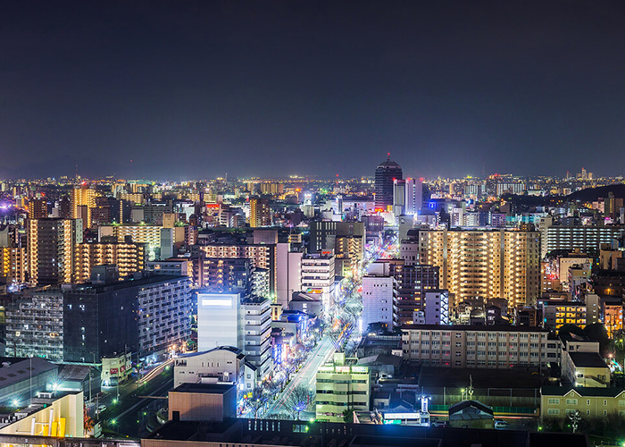 https://d3r8gwkgo0io6y.cloudfront.net/upload/JA/japan-osaka-city-view-6.jpg