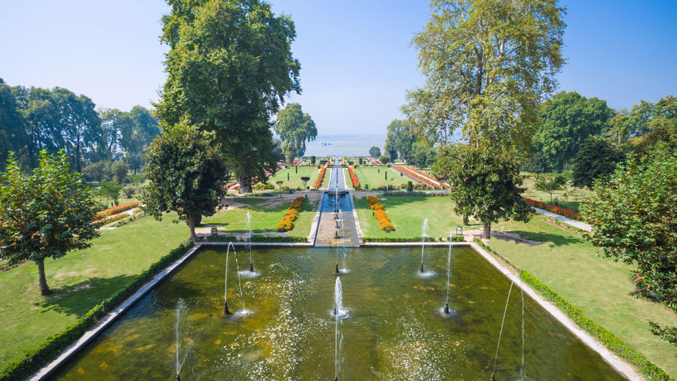 https://d3r8gwkgo0io6y.cloudfront.net/upload/K4/India-kashmir-srinagar-nishat-garden-1.jpg