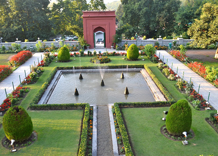 https://d3r8gwkgo0io6y.cloudfront.net/upload/K6/nishat-baug.jpg