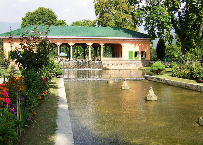 https://d3r8gwkgo0io6y.cloudfront.net/upload/K7/shalimar-baug2.jpg