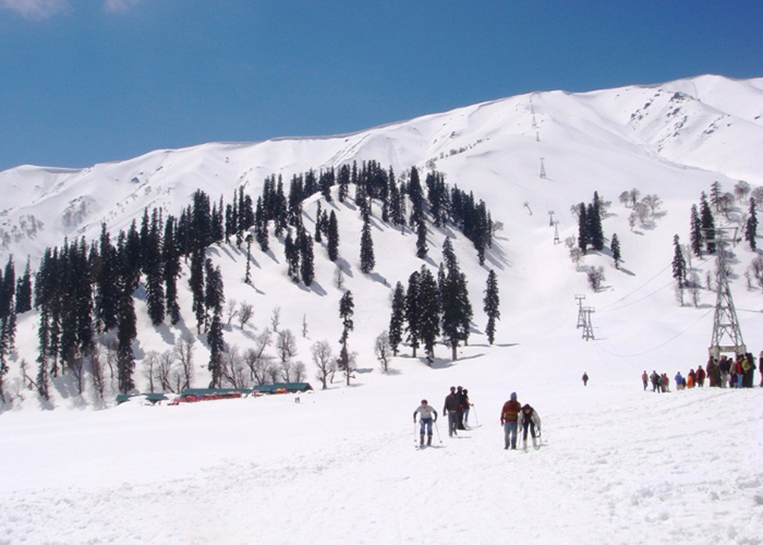 https://d3r8gwkgo0io6y.cloudfront.net/upload/K9/gulmarg4.jpg