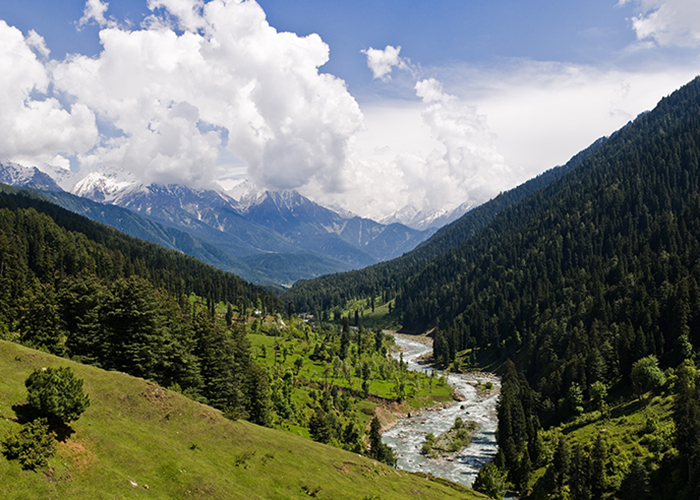 https://d3r8gwkgo0io6y.cloudfront.net/upload/KB/Pahalgam_Valley-(1).jpg
