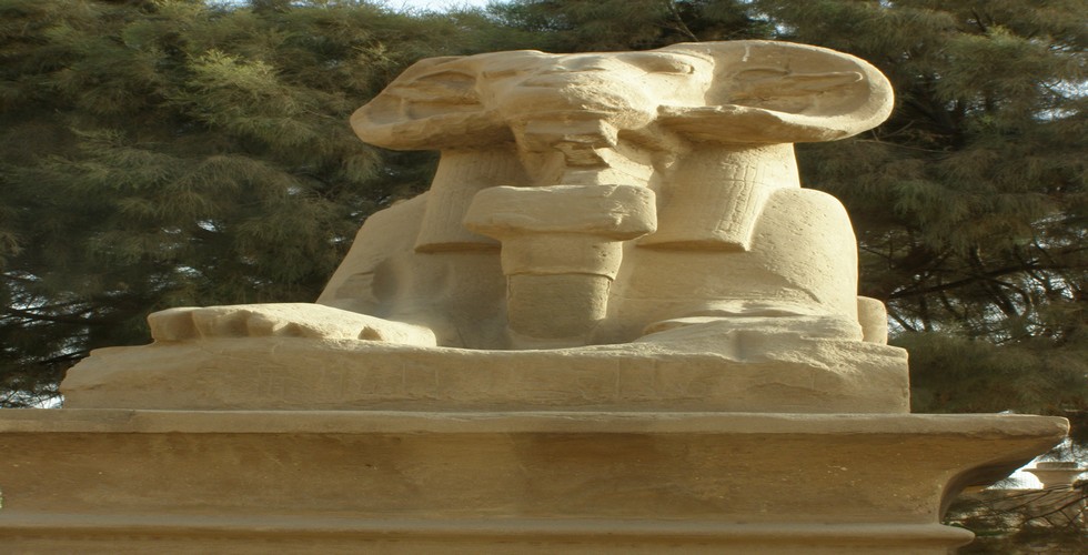 https://d3r8gwkgo0io6y.cloudfront.net/upload/Luxor01.jpg
