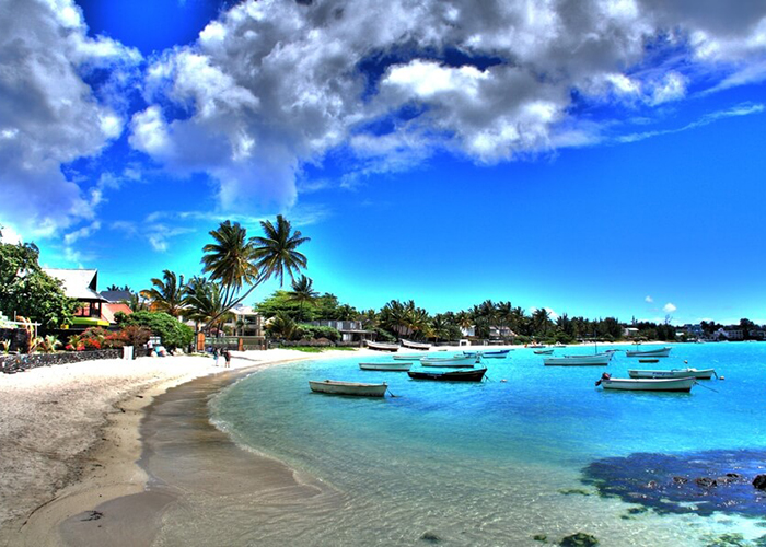 https://d3r8gwkgo0io6y.cloudfront.net/upload/M1/mauritius-beach-10.jpg