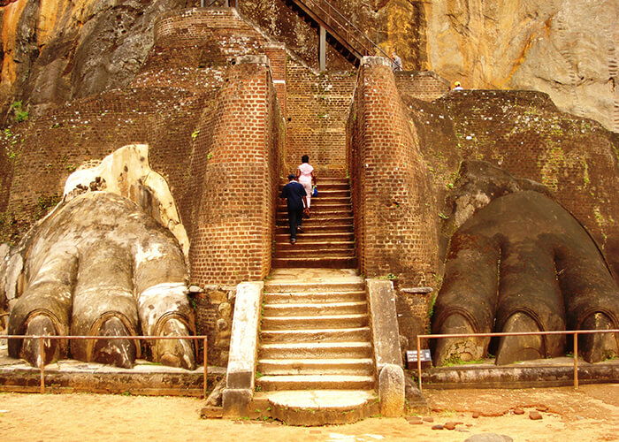 https://d3r8gwkgo0io6y.cloudfront.net/upload/MM/Asia-Srilanka-sigiriya-rock-2.jpg