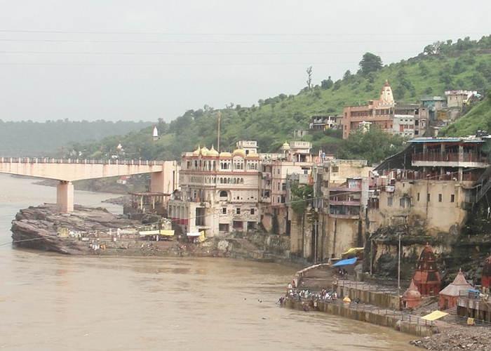 https://d3r8gwkgo0io6y.cloudfront.net/upload/MP/India-madhya-pradesh-Omkareshwar-Temple.jpg