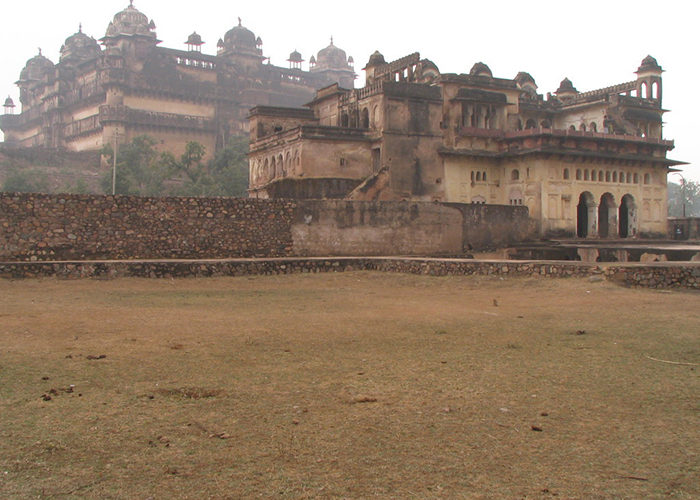 https://d3r8gwkgo0io6y.cloudfront.net/upload/MP/India-madhya-pradesh-orchha-rai-praveen-mahal.jpg