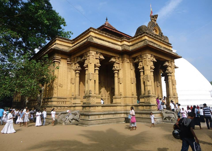 https://d3r8gwkgo0io6y.cloudfront.net/upload/MS/Asia-Srilanka-colombo-kelaniya-raja-maha-viharaya-2.jpg