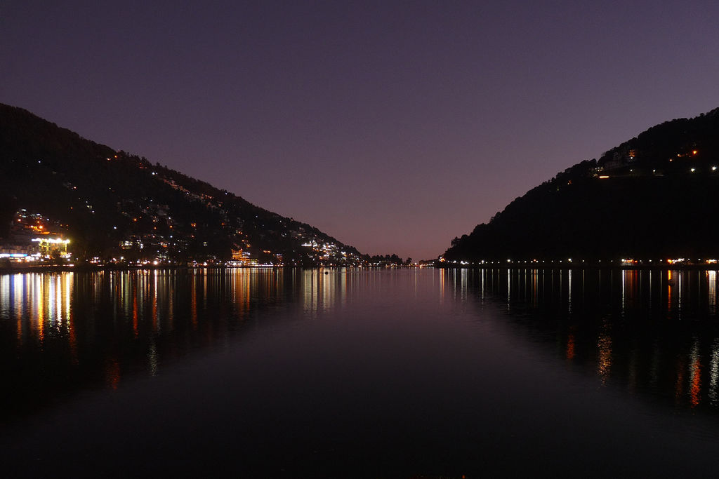 https://d3r8gwkgo0io6y.cloudfront.net/upload/N6/india-nainital-in-the-evening.jpg