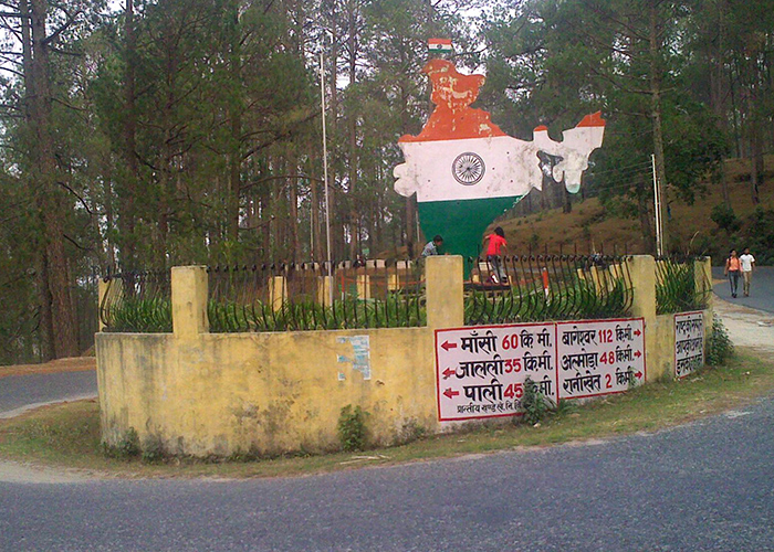 https://d3r8gwkgo0io6y.cloudfront.net/upload/N6/india-nainital-ranikhet-1.jpg