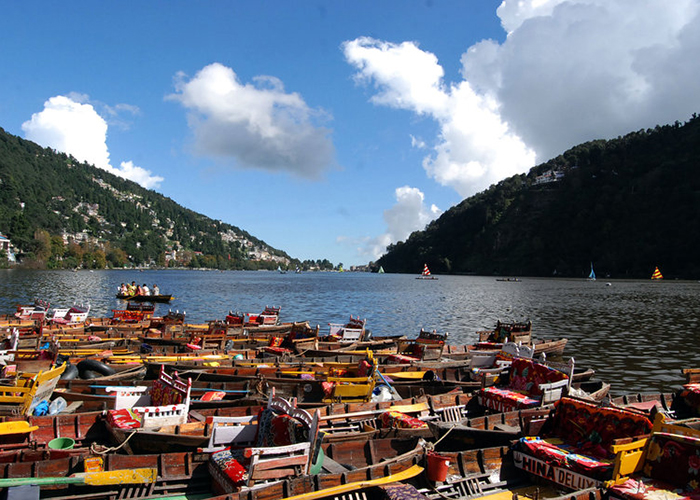 https://d3r8gwkgo0io6y.cloudfront.net/upload/NB/india-nainital-lake-1.jpg