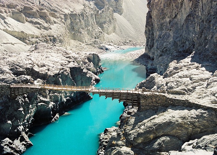 https://d3r8gwkgo0io6y.cloudfront.net/upload/NH/India-north-india-leh-ladakh-shyok-river-1.jpg