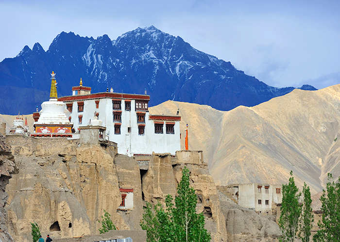 https://d3r8gwkgo0io6y.cloudfront.net/upload/NL/India-north-india-leh-ladakh-lamayuru-monastery-1.jpg