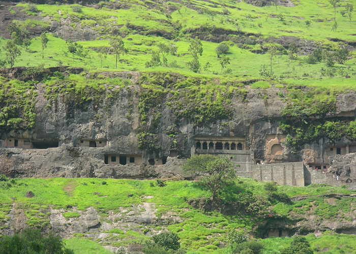 https://d3r8gwkgo0io6y.cloudfront.net/upload/OA/India-maharashtra-ashtavinayak-lenyadri-3.jpg